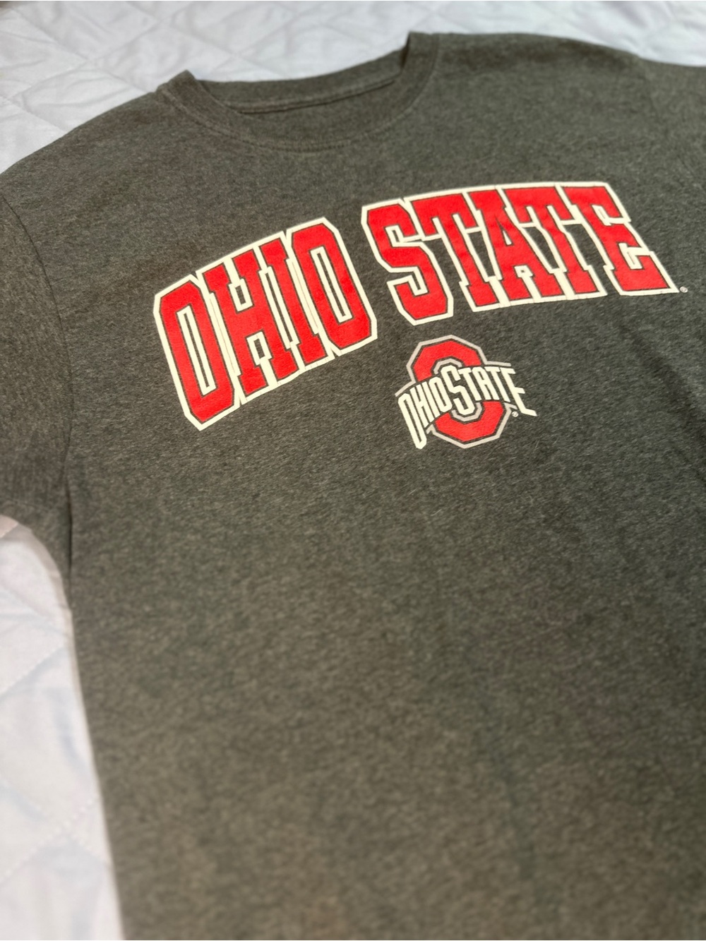 Ohio State Short Sleeve Crewneck T-Shirt. Size M